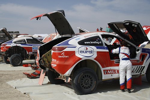 Dakar Rally 2013: Erik Wevers vindt knotsgekke Peruanen op zijn weg